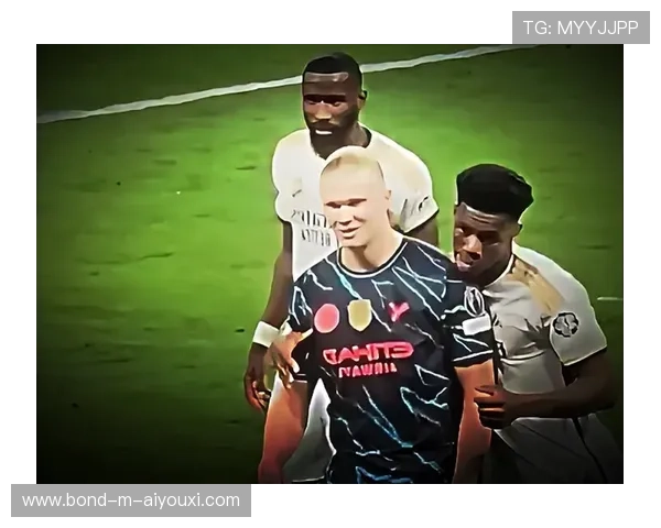 哈兰德谈卡拉格与基恩,幽默回应采访 哈兰德谈卡拉格与基恩,幽默回应采访