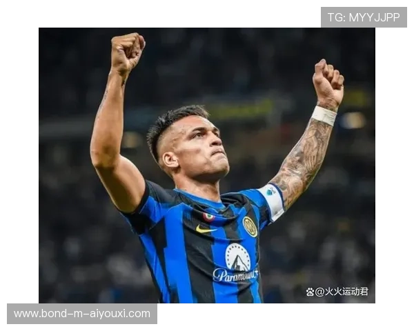 那不勒斯持续边路冲击换来进球机会：攻守兼备的成功之道